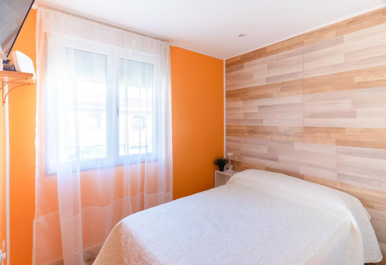 Housingleon - Casa Nueva A 400 Metros De La Plaza Mayor Exteriör bild